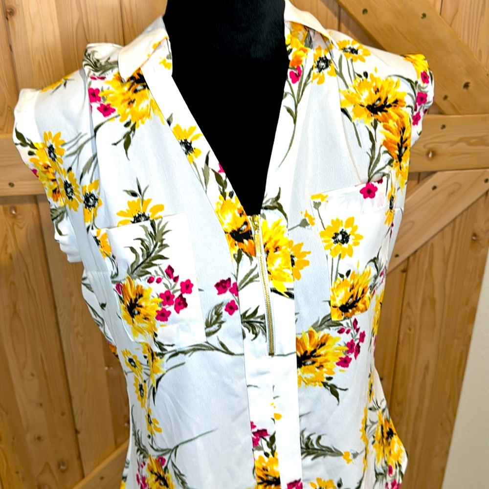 Express Floral Blouse Size Medium
